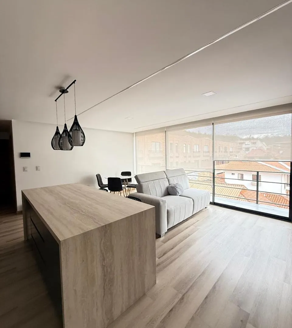 Lujo Y Estilo En Suite Doble Por Estrenar - Cuenca 0*,  Ekvador