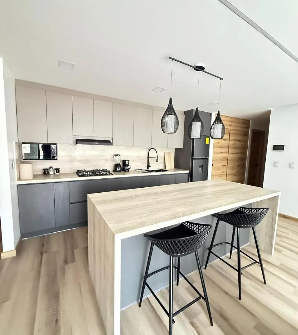 Daire Lujo Y Estilo En Suite Doble Por Estrenar - Cuenca