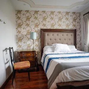 Azul De La Plaza Hotel